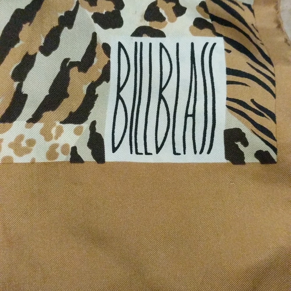 Bill Blass 100% Silk Scarf Animal Print - Picture 3 of 11